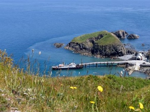 gifts in wills - lundy jetty - 400 x 321