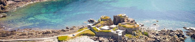 Fortclonque-exterior-ariel-1600x345