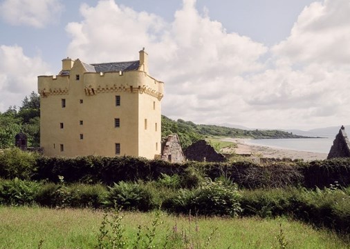 Saddell Castle 900x642
