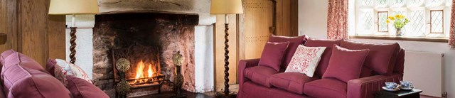 Dolbelydr-interior-warmfire-1600x345
