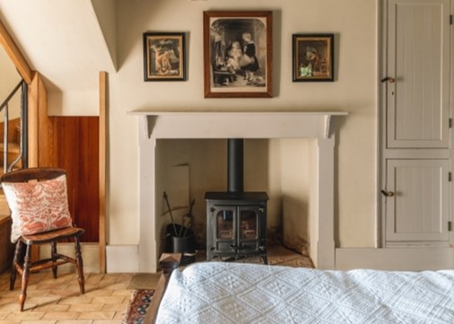 Warren House furnishing 450x321