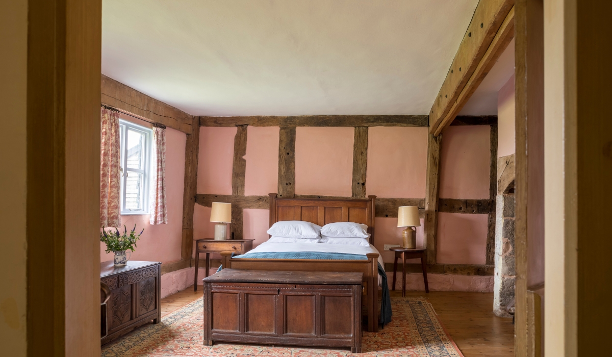 Shelwick Court bedroom.jpg