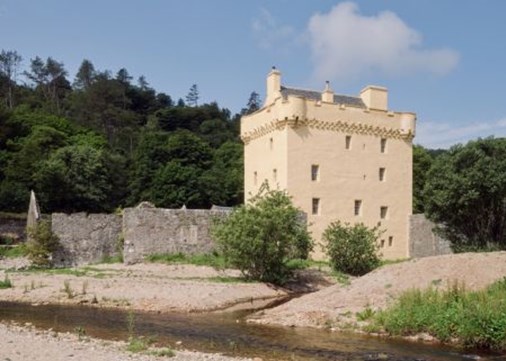 Saddell Castle 450x321