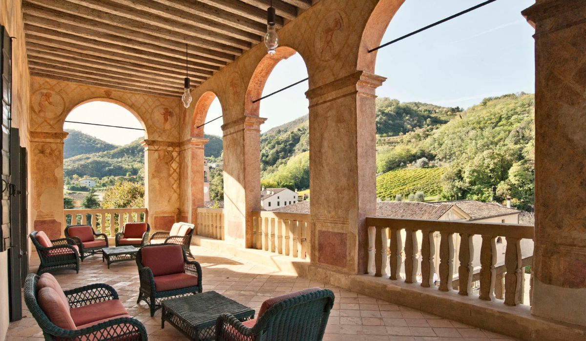 Villa dei Vescovi 1200x700.jpg