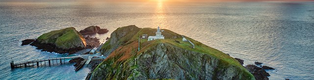 Lundy her0 - summer island - 1600x410
