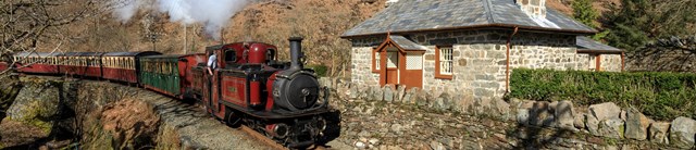 Railway accommodation hero 3200x690