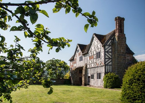 Langley Gatehouse 900x642