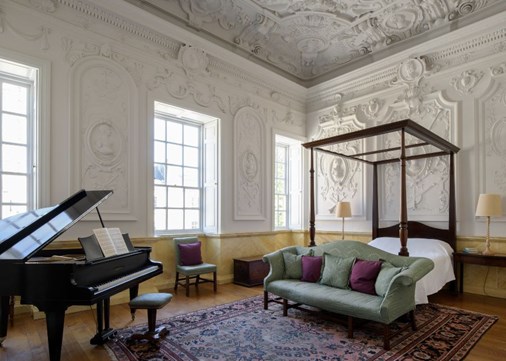 The Music Room 900x642