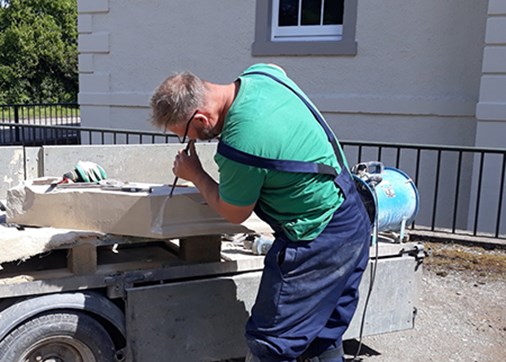 volunteer 450 x 321