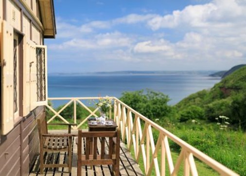 castle bungalow 450x321