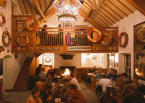 Lundy-exterior-eatingout-450x321