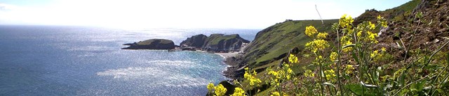 Lundy-exterior-whattosee-1600x345