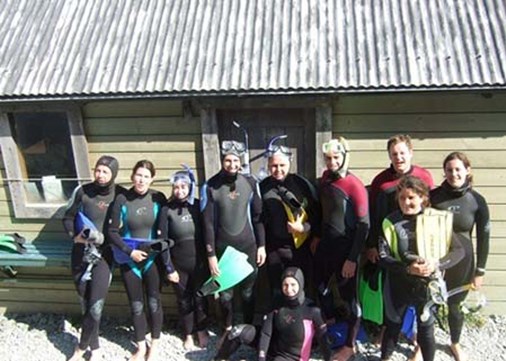 Lundy-exterior-snorkelers-450x321