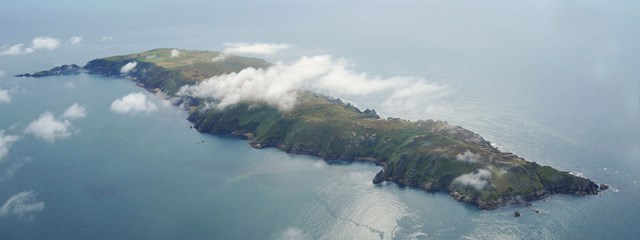 Lundy-hero