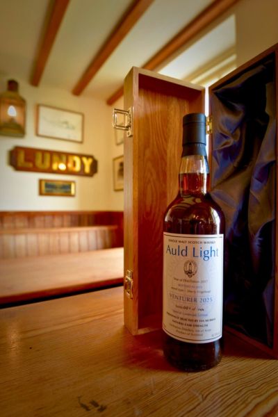 Lundy whisky 600x400.jpg
