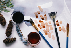 Winter Scent & Abstract Art with Helen Brook  -1200x800