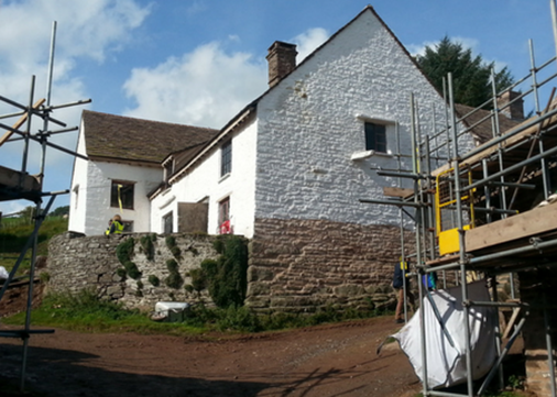 llwyncelyn-exterior-450x321