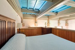 Abbey Gatehouse bedroom 1200x800
