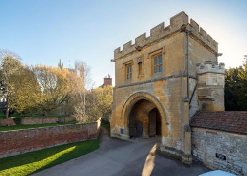Abbey Gatehouse thumb 450x321