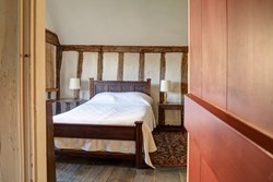 Ancient House int bedroom through door 1200x800