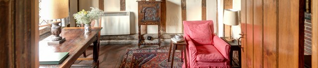 ancienthouse-interior-livingroom-hero-1600x345