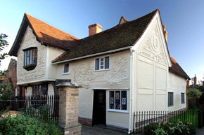 AncientHouse-exterior-fromside-600x400