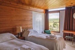 Anderton House twin window 1200 x 800