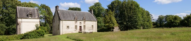 Ascog House hero 3200x690
