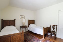 Ascog House twin 1200x800