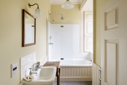 auchinleck int bathroom1200x800