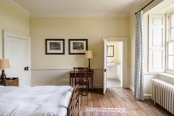 auchinleck int bedroom thru door  1200x800