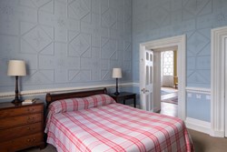 Banqueting House bedroom 2 1200x800