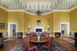 Banqueting House whole room 1200x800