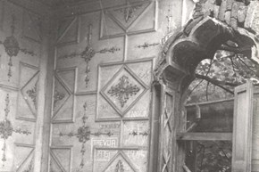 banquetinghouse-before-guttedinterior-600x400