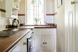 Bath House kitchen1200x800