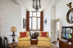 Bath Tower sitting wth door 1200x800
