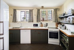 Beamsley Hospital int kitchen 1 1200x800