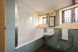 Beamsley bathroom 1200x800