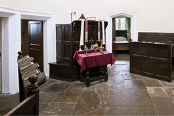 Beamsley hallway 1200x800