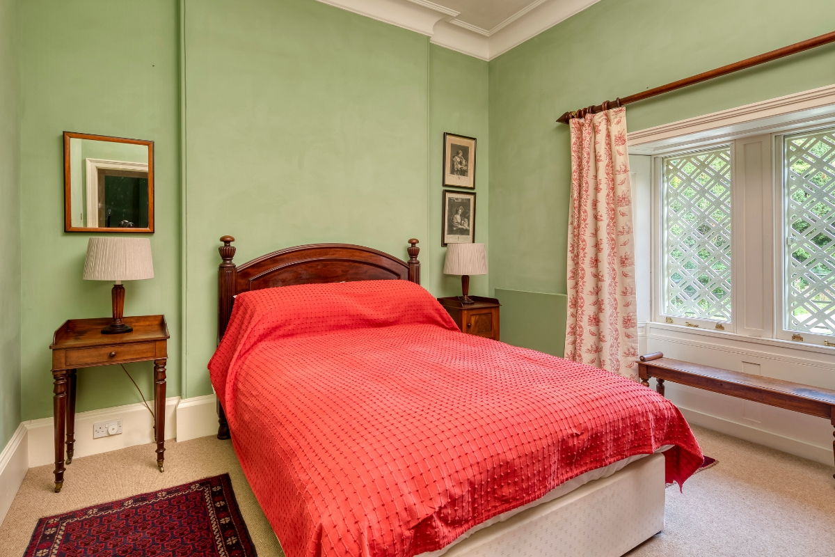 beckfords tower bedroom double 1200x800