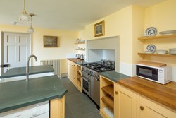 Belmont kitchen 1200x800