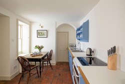 Birdhouse kitchen 2 1200x800