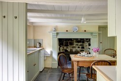 Bridge Cottage kitchen 1200x800