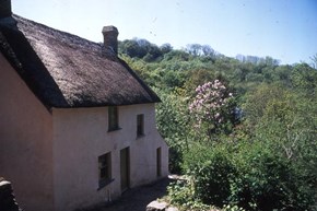 bridgecottage-history-front-600x400