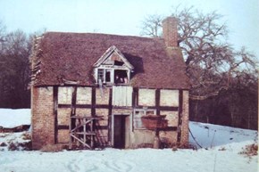 bushcottage-history-before-600x400