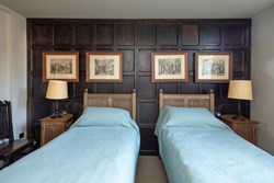 COH-int-twin-bed-panels