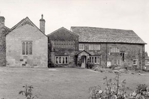 calverleyoldhall-history-frontexterior-600x400