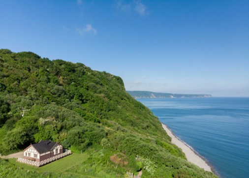 castlebungalow-exterior-aerial-450x321