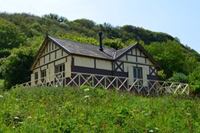castlebungalow-restoration-after-600x400