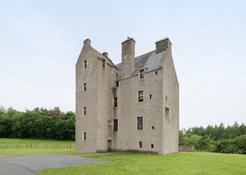 castleofpark-exterior-list-450x321
